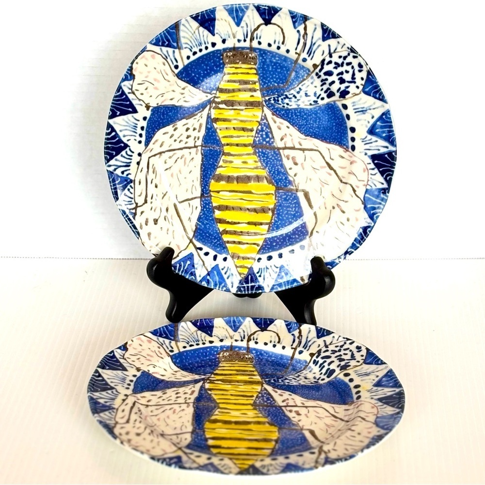 Anthropologie Cornelia O'Donovan RCA “ A Plate for Fondant Fancies” 2 Bee Plates